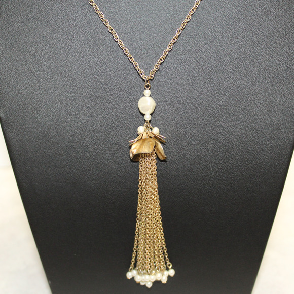 Signed LOFT Gold Tone Faux Simulated Pearl Drop Chain Tassel Rope Chain Necklace - Picture 3 of 4